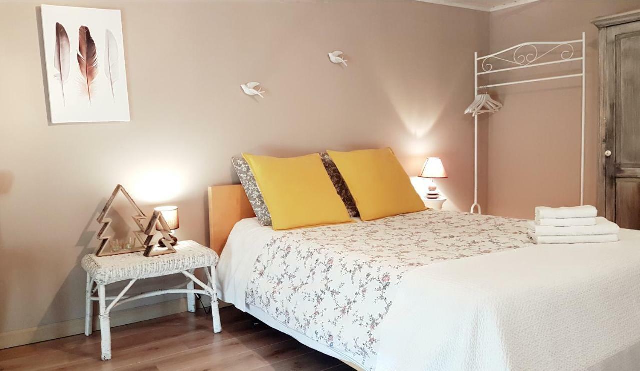 La Taniere Douce Bed & Breakfast Soulaucourt-sur-Mouzon Exterior foto